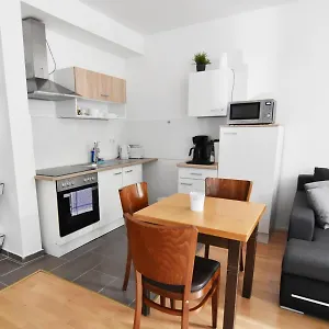 Loft Am Friesenplatz Apartment